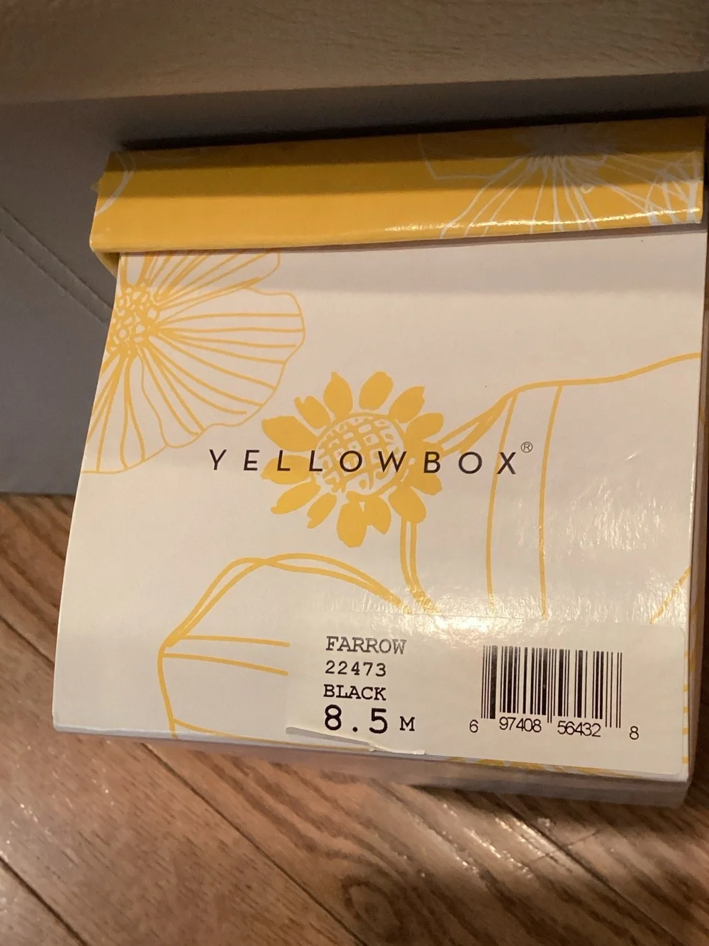 Yellow Box Black Beaded Thong Sandals Size 8.5 - Picture 6 of 6